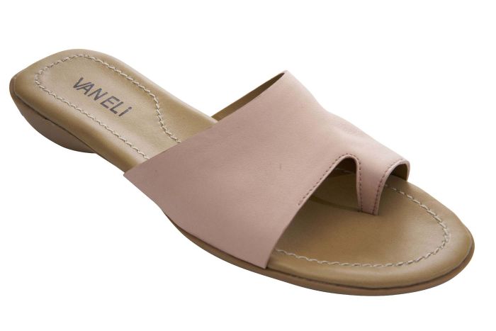 ASOS DESIGN Flutter leather toe loop flat sandals in off white | ASOS